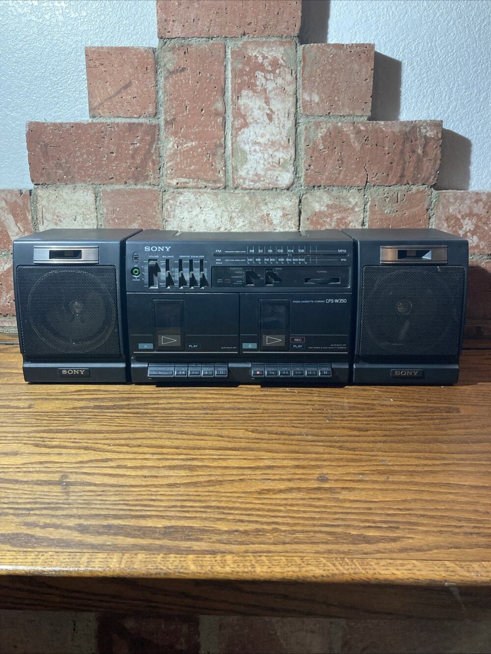 Sony CFS-W350 Dual 📻 Cassette AM/FM Radio Boombox Recorder